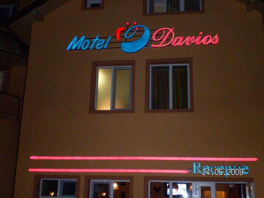 Motel Davios ทาร์กู จิอู ภายนอก รูปภาพ